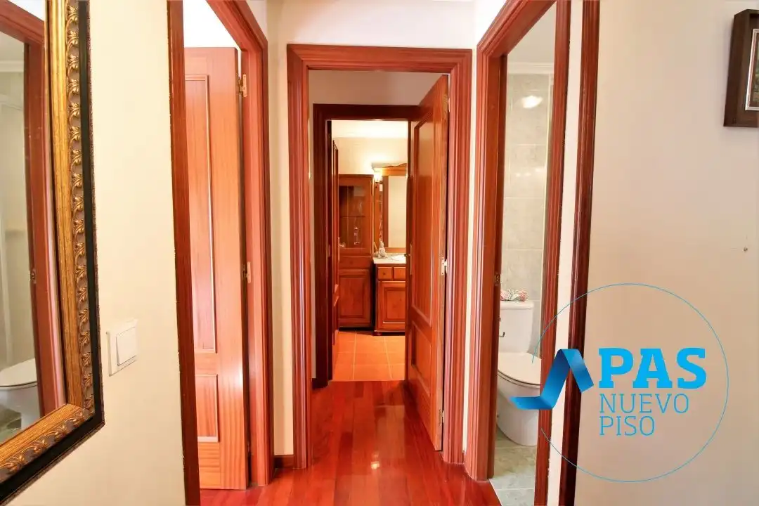 Flat for sale in Calle Justicia, Cuatro Caminos