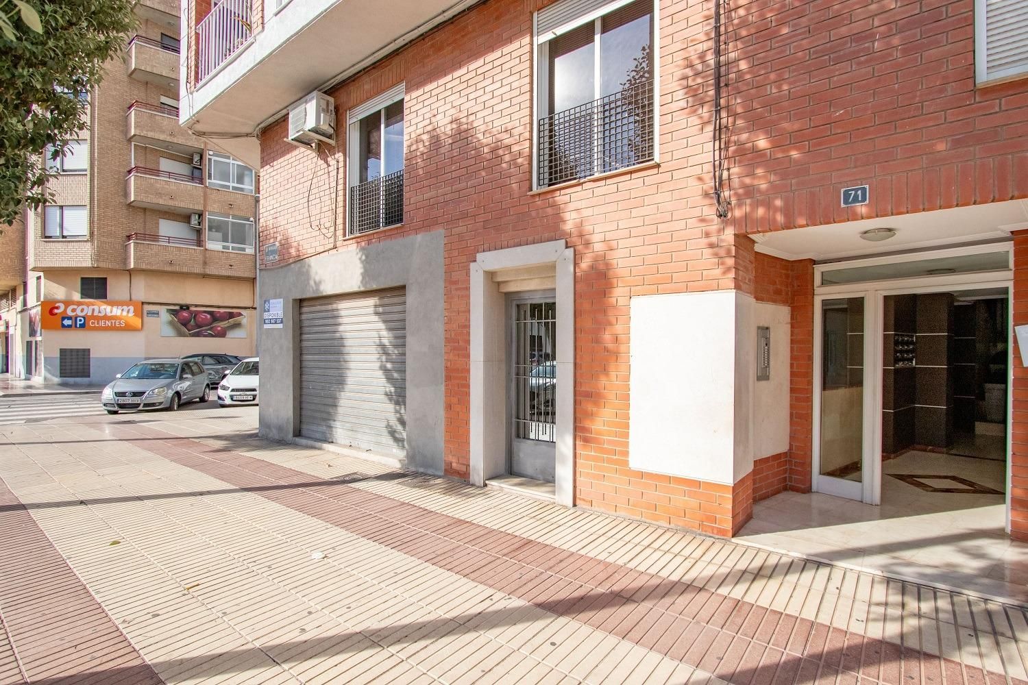 Vista exterior de Pis en venda en Vila-real amb Parquet, Traster i Balcó