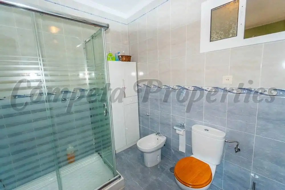 Maison avec terrasse à vendre à Cómpeta, imagen 7