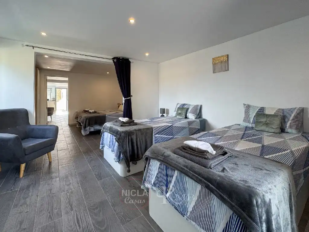 Dormitori de Casa o xalet en venda en Antas amb Aire condicionat, Jardí privat i Terrassa