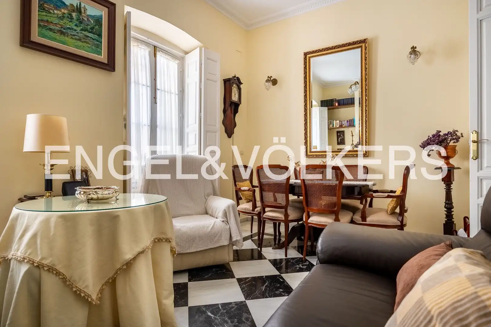 Wohnzimmer von Haus oder Chalet zum Verkauf in Sevilla mit Klimaanlage, Heizung und Balkon