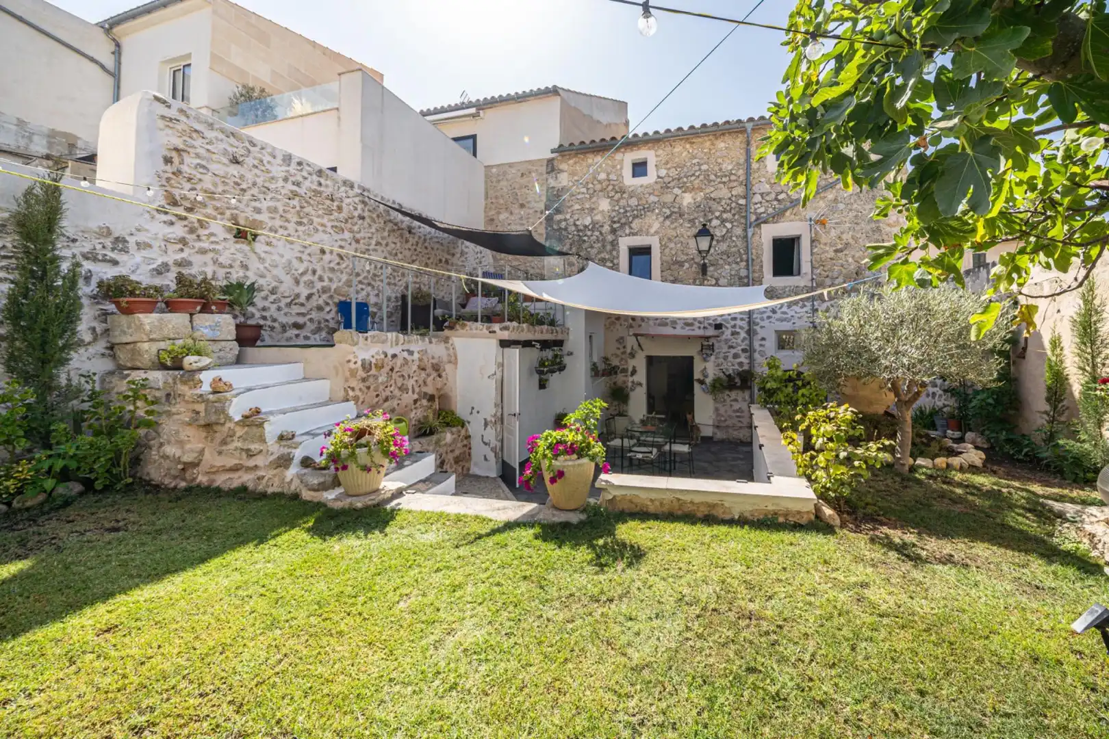 Casa a schiera con giardino in vendita a Carrer Major, imagen 2