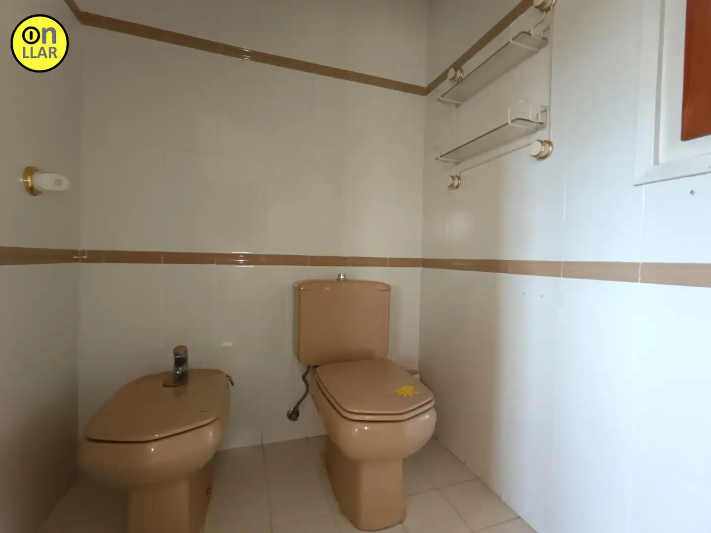 Badezimmer von Haus oder Chalet zum Verkauf in Sant Fost de Campsentelles mit Privatgarten, Terrasse und Abstellraum