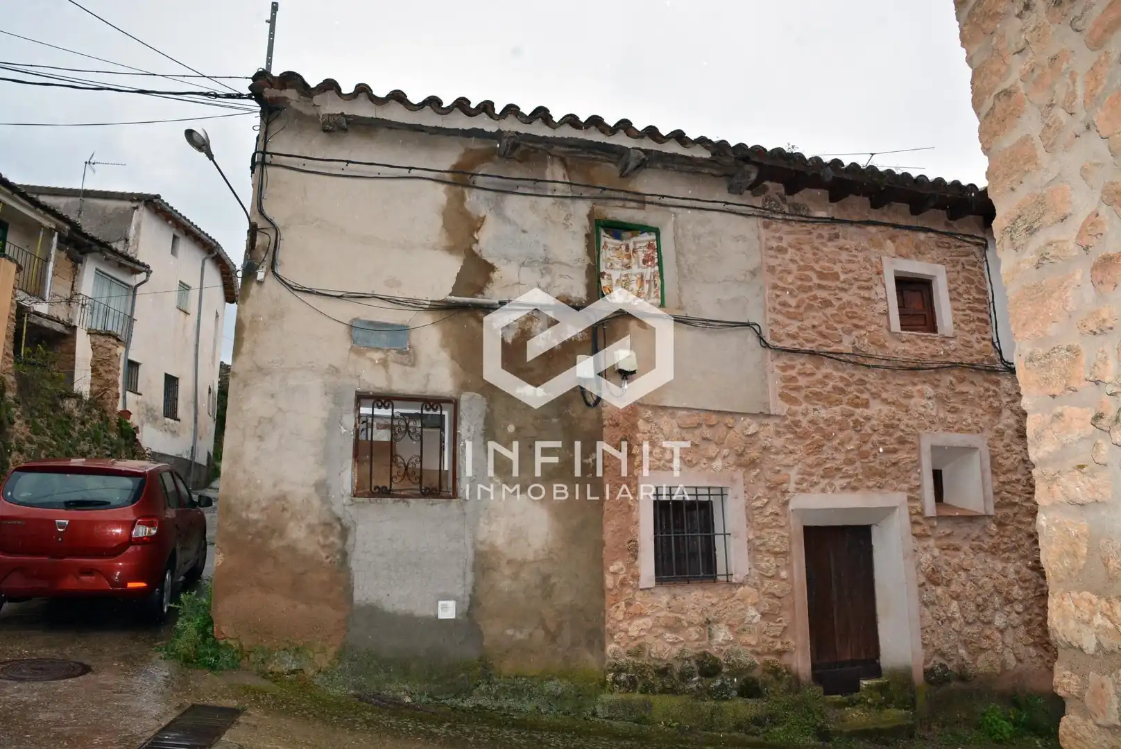 Vista exterior de Casa o chalet en venta en Cifuentes con Terraza
