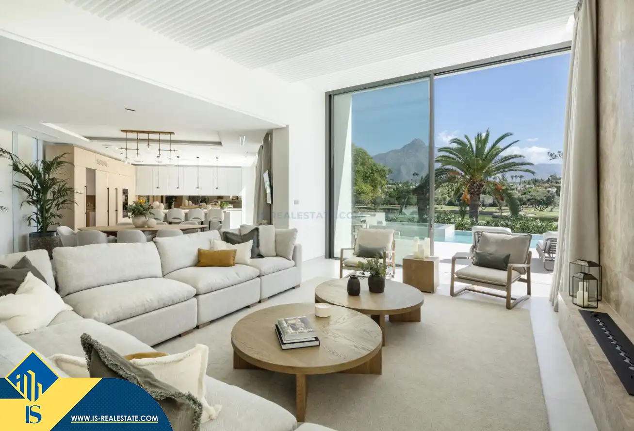 Chalet con piscina en venta en Nueva Andalucía, imagen 5