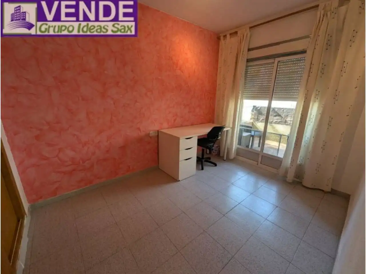 Detached homes for sale in Onil  with Air Conditioner, Terrace and Furnished