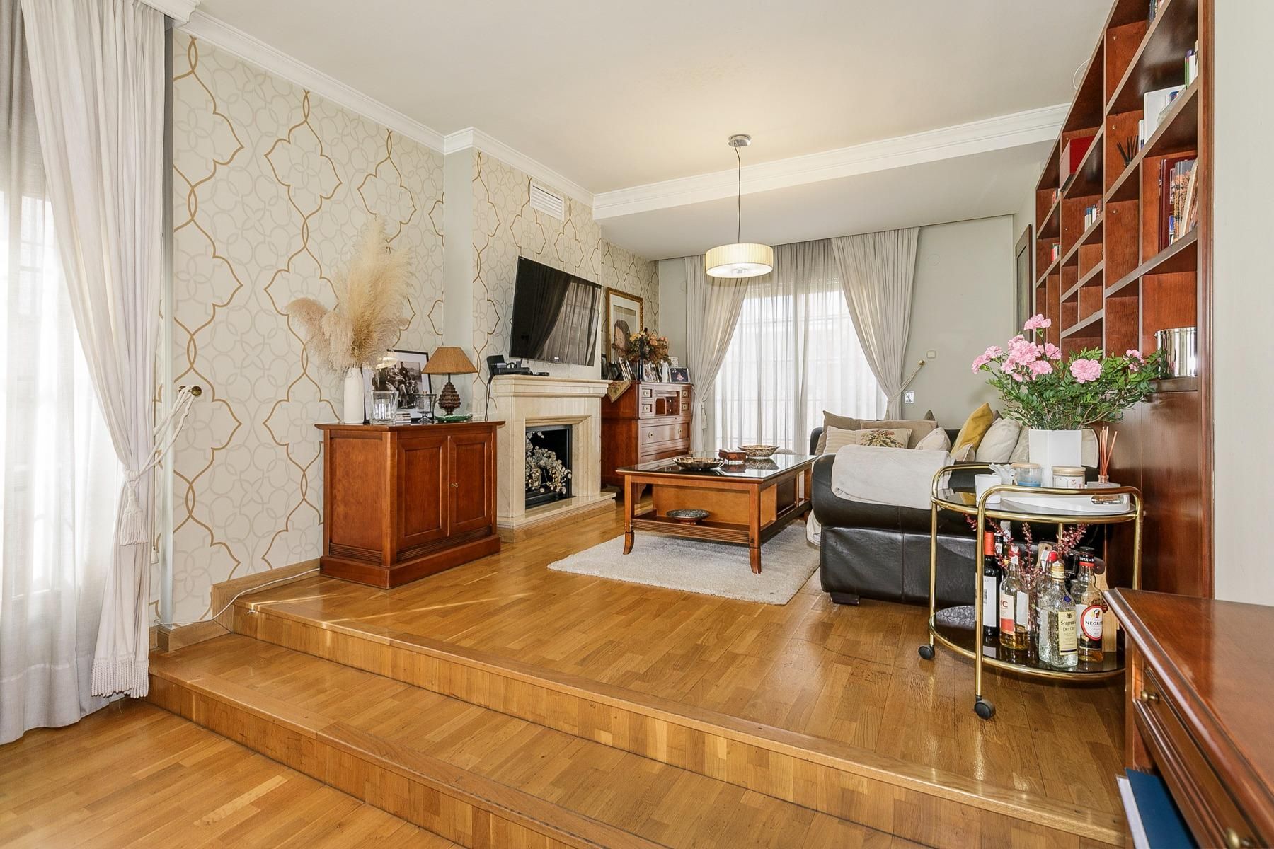 Living room of Single-family semi-detached for sale in  Granada Capital  with Air Conditioner, Heating and Private garden