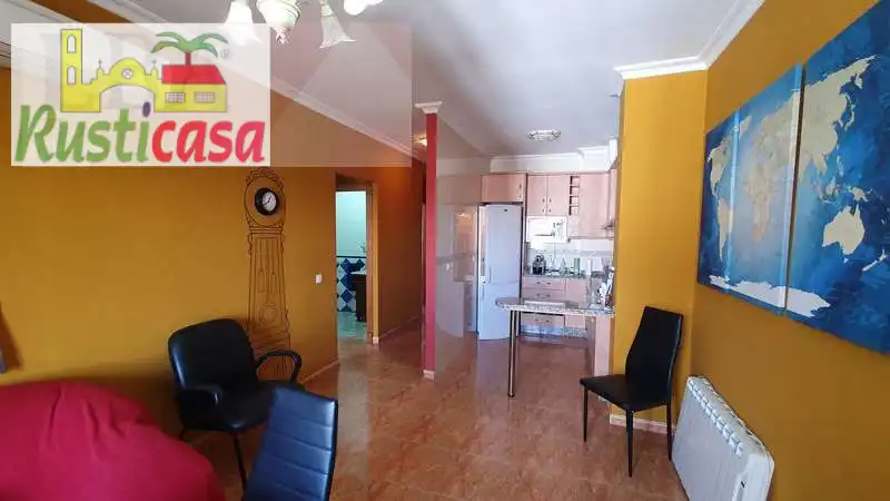 Cuina de Pis en venda en Baños de la Encina amb Aire condicionat i Moblat