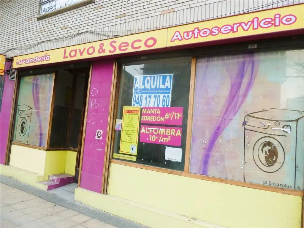 Commercial properties for rent in Calle de Iñigo Arista, Iturrama