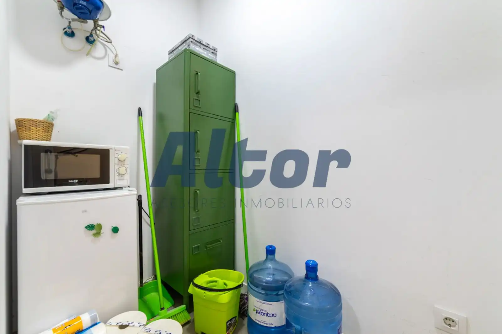 Local en venta en Getafe con Aire acondicionado, Amueblado y Internet