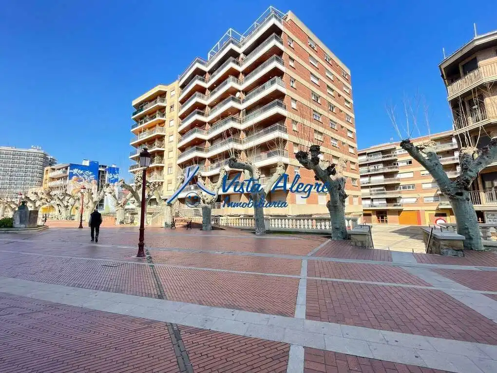 Vista exterior de Local en venta en Haro
