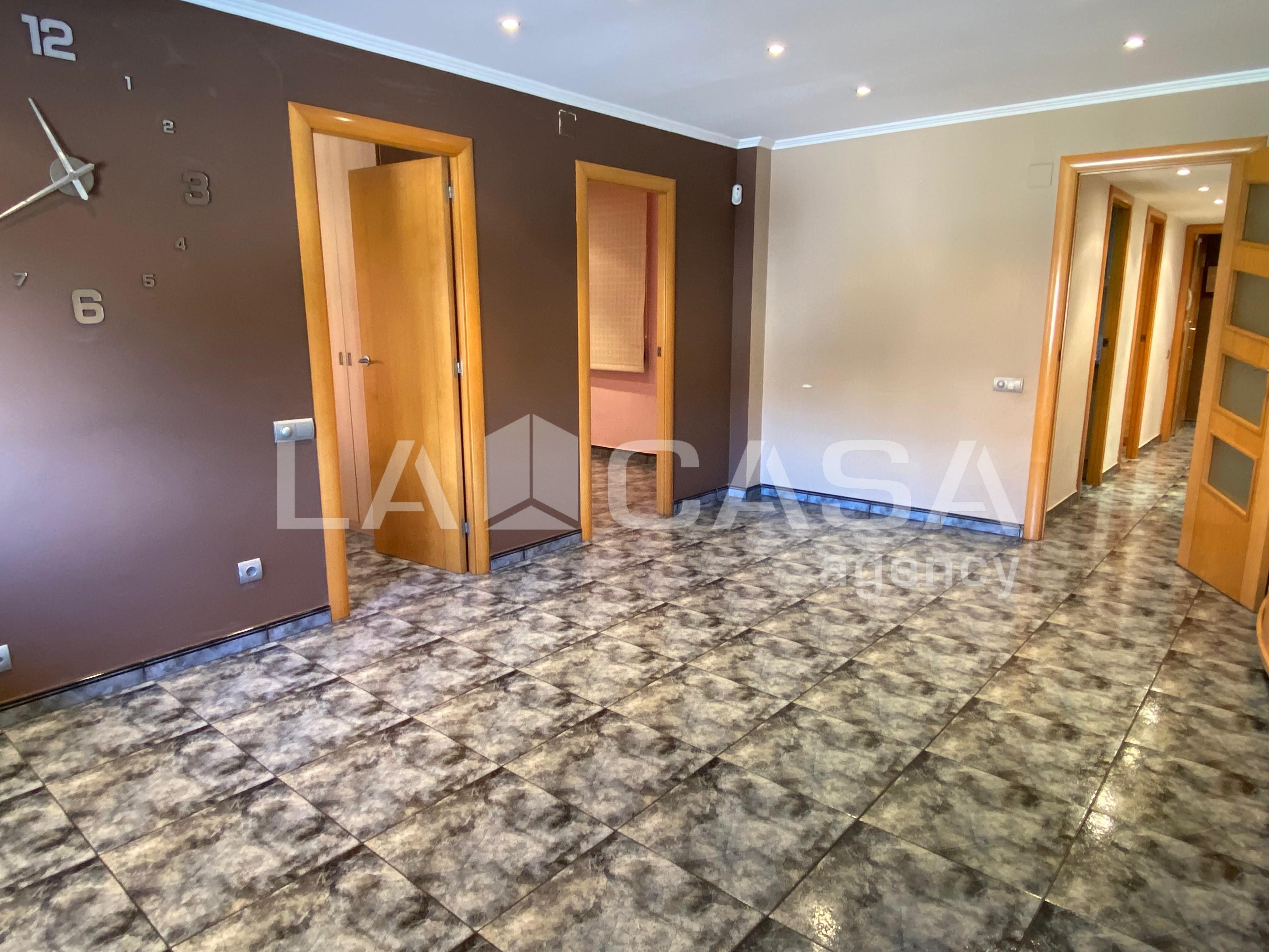 Flat for sale in Santa Coloma de Gramenet
