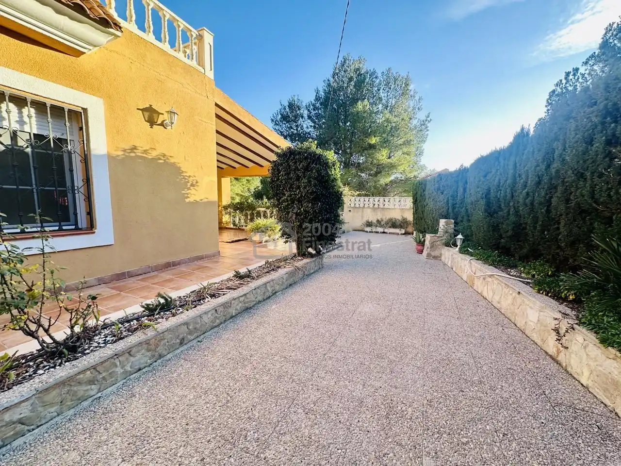 Vista exterior de Casa o chalet en venta en Finestrat con Aire acondicionado, Jardín privado y Terraza