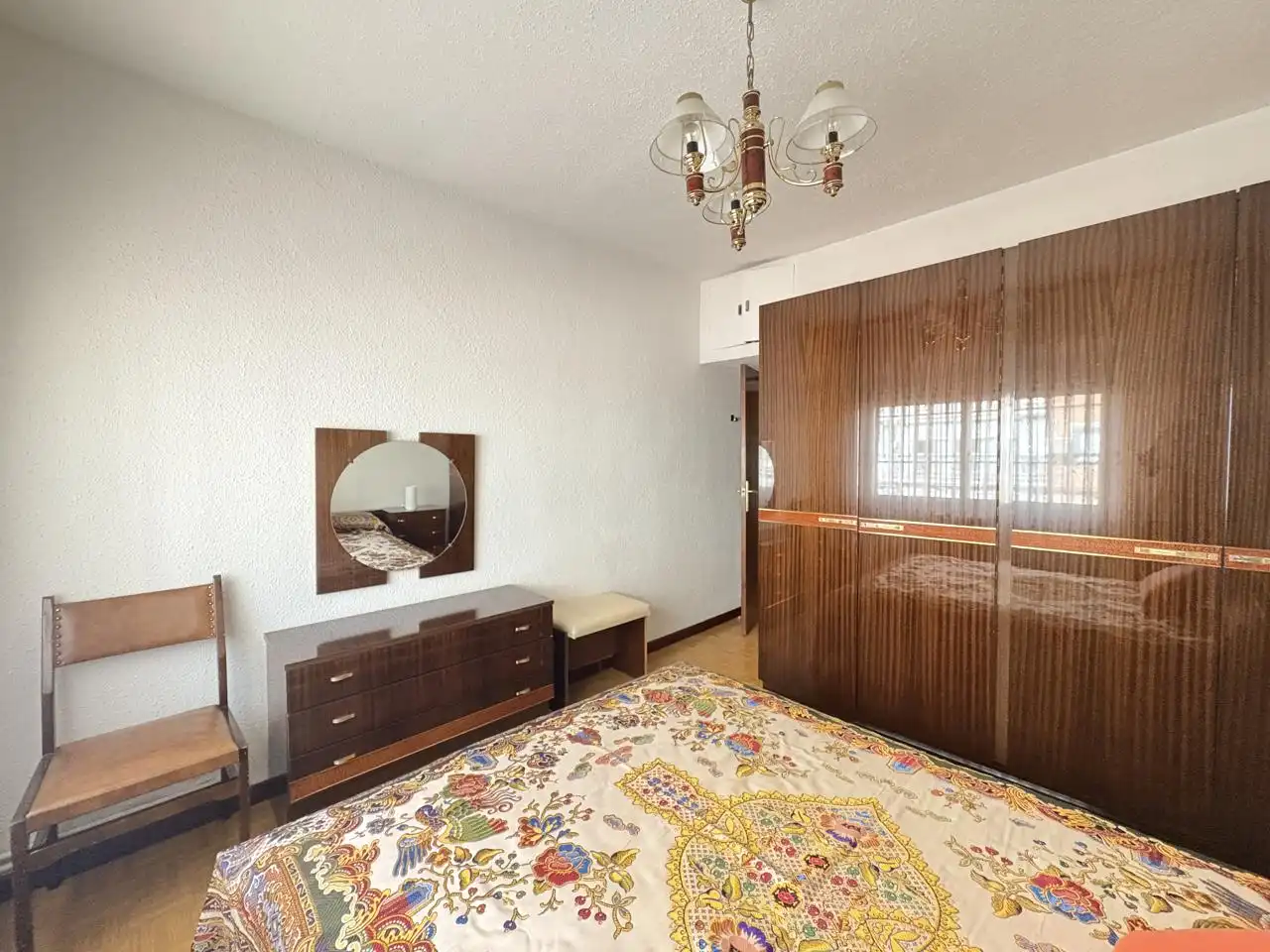 Bedroom of Flat for rent in Madrid  with Heating, Terrace and Furnished