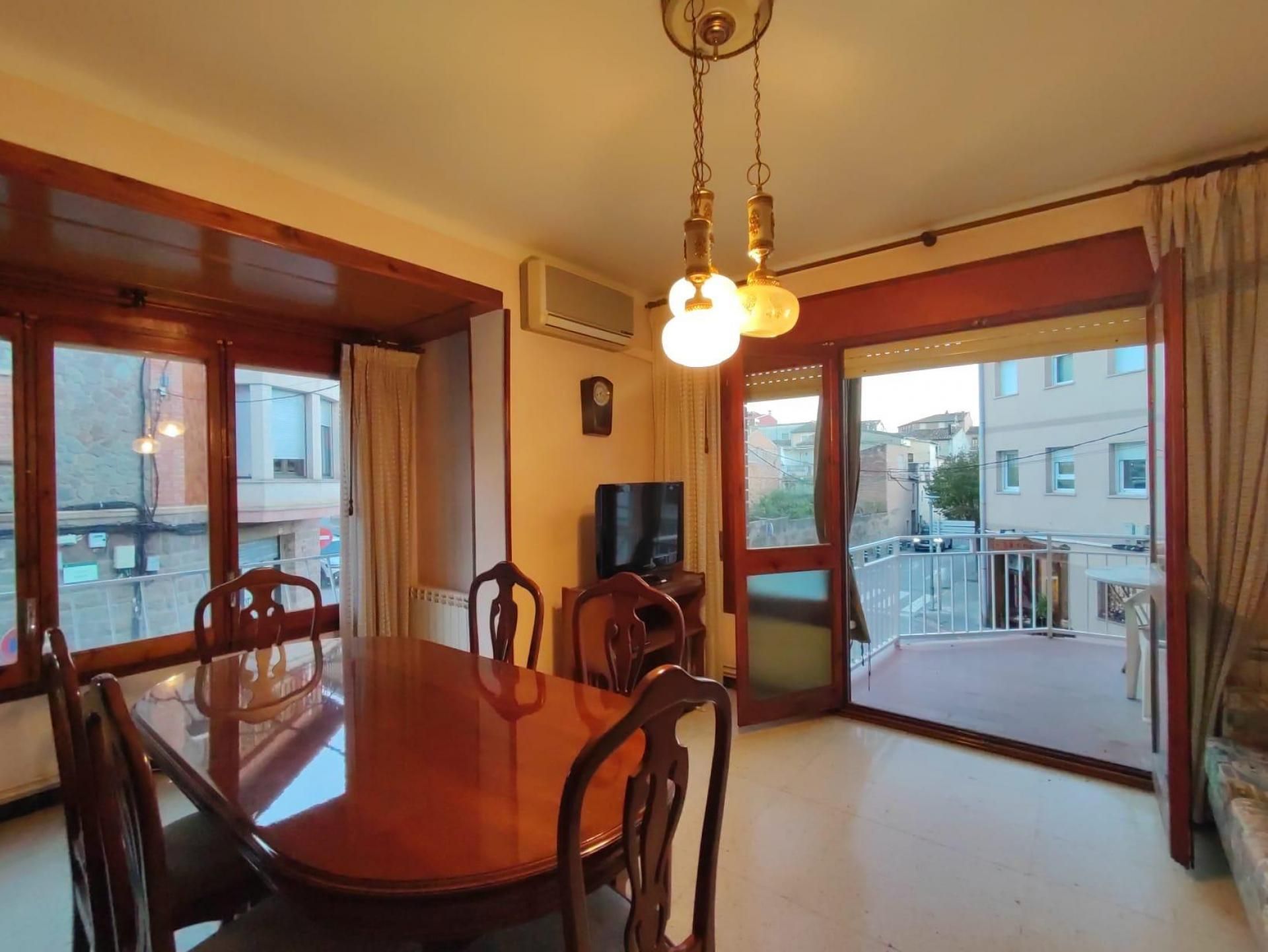 Menjador de Pis en venda en Sant Fruitós de Bages amb Calefacció, Terrassa i Balcó