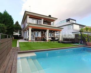 Exterior view of House or chalet for sale in San Antonio de Benagéber  with Air Conditioner, Heating and Private garden