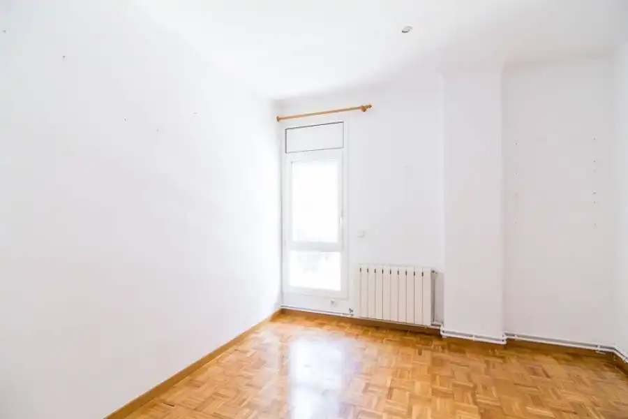 Habitación de Piso en venta en Barcelona con Calefacción y Parquet