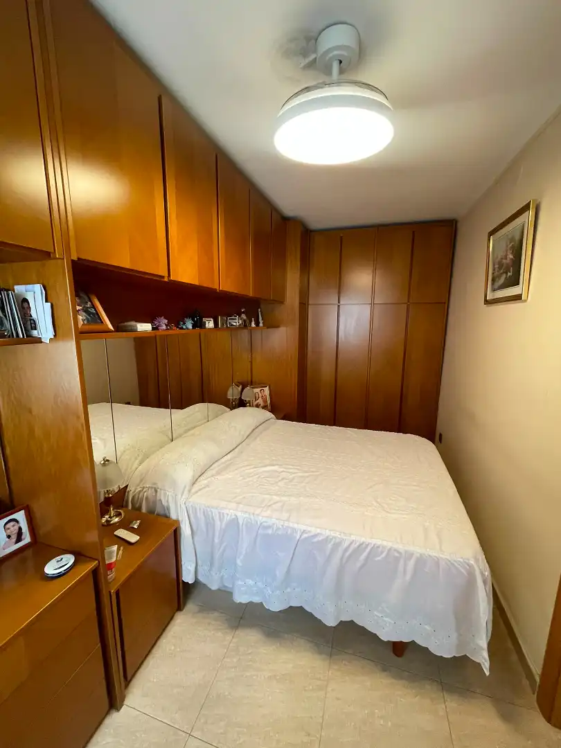 Bedroom of Flat for sale in Barcelona  with Air Conditioner, Heating and Furnished