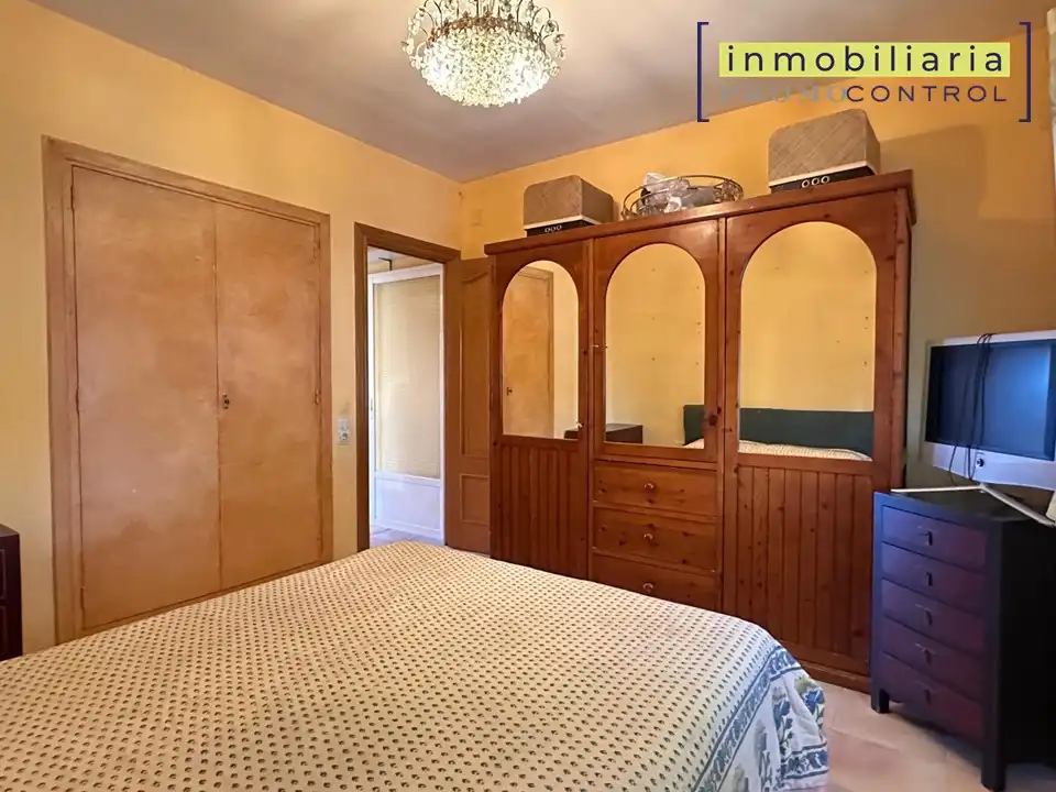 Bedroom of Houses for sale in San Mateo de Gállego  with Air Conditioner, Heating and Private garden