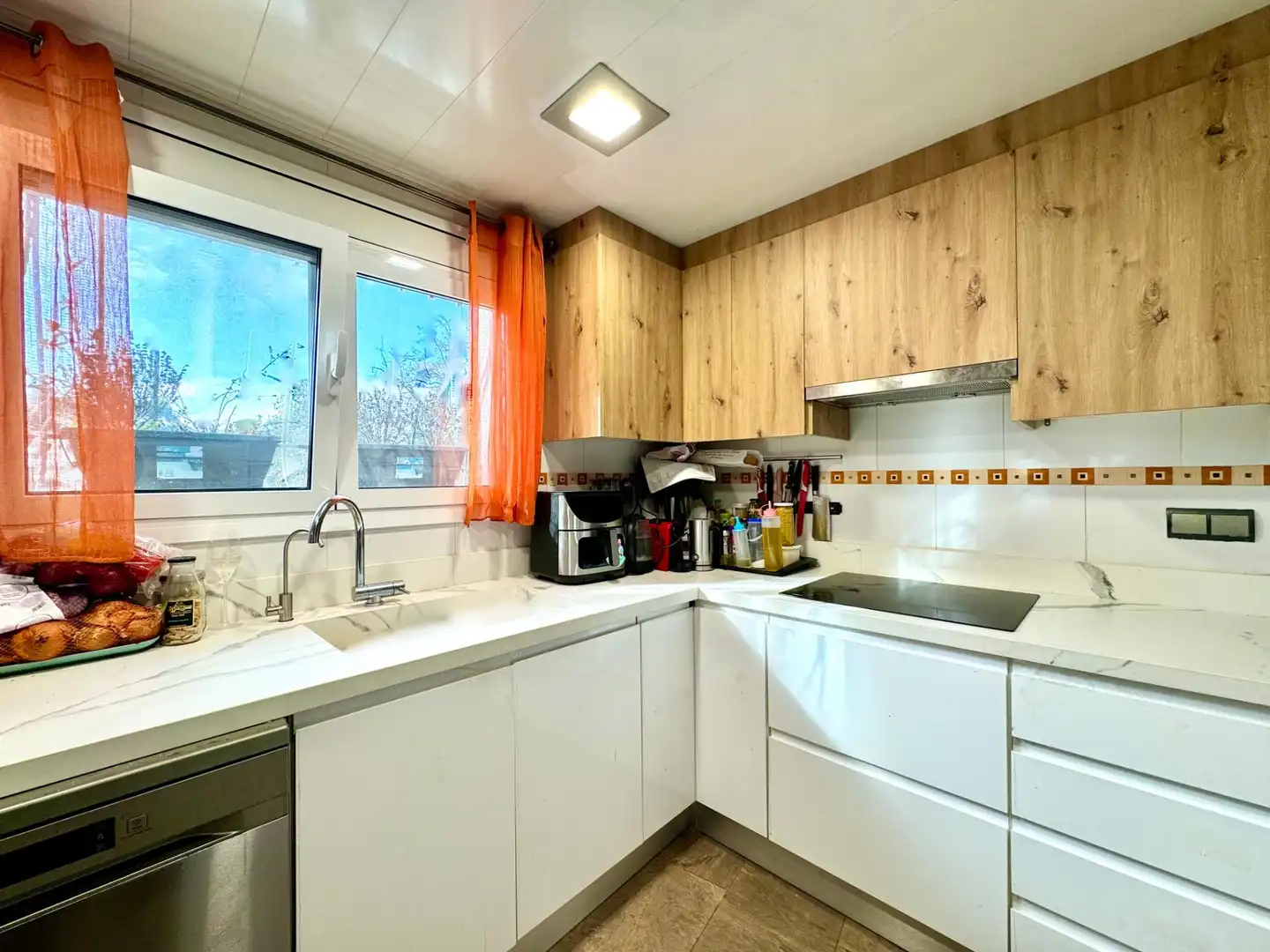 Kitchen of Houses for sale in Rubí  with Air Conditioner, Heating and Private garden