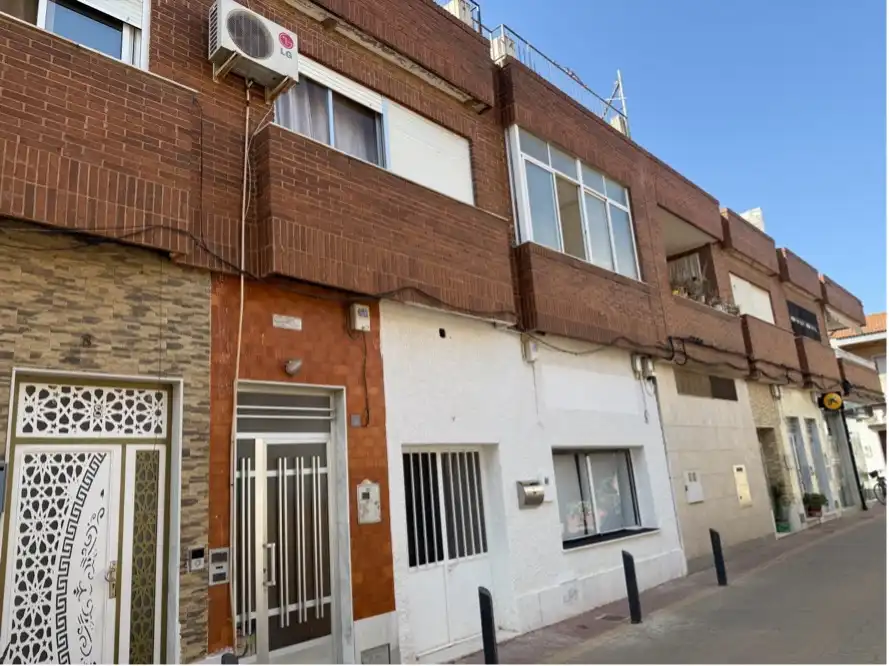 Vista exterior de Piso en venta en Cartagena