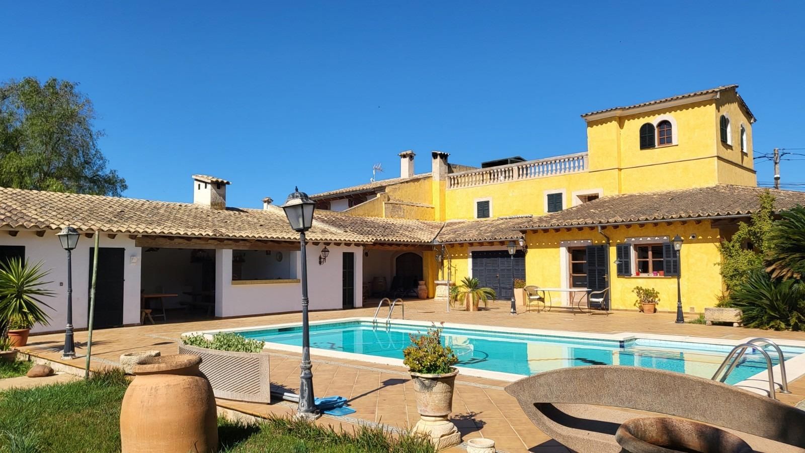 Piscina de Finca rústica en venda en Santa María del Camí amb Aire condicionat, Jardí privat i Piscina