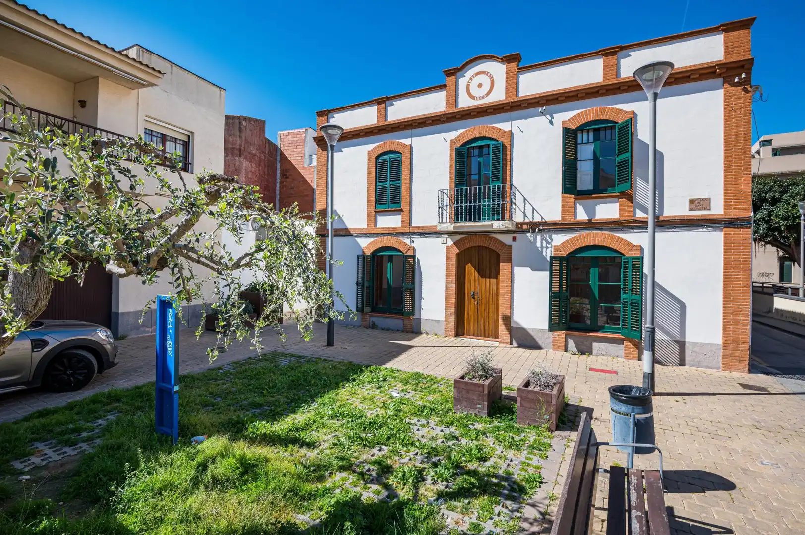 Vista exterior de Casa o xalet en venda en Cunit amb Aire condicionat, Calefacció i Terrassa