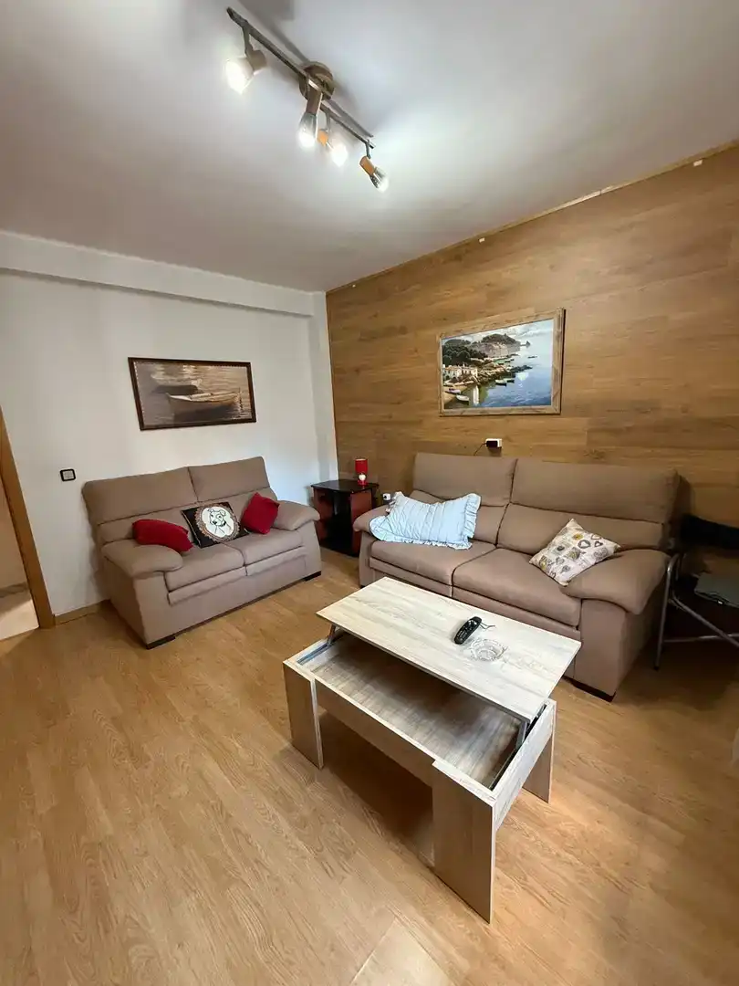 Flat for rent in Calle los Claveles, 10, Zona Alta