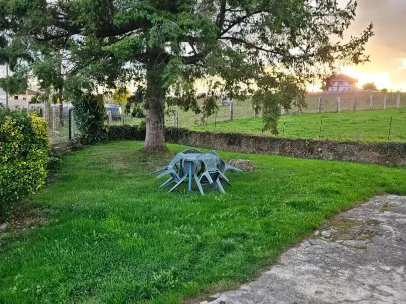 Jardí de Pis en venda en Nava
