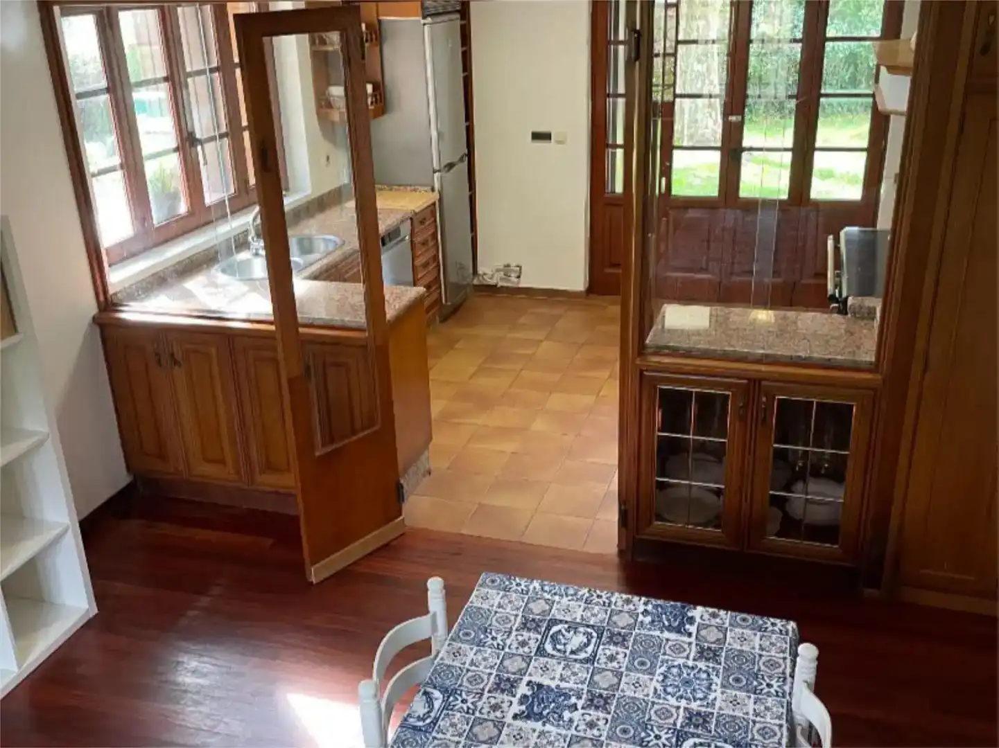 Küche von Wohnung zur Miete in Vilaboa mit Privatgarten, Parkett und Schwimmbad