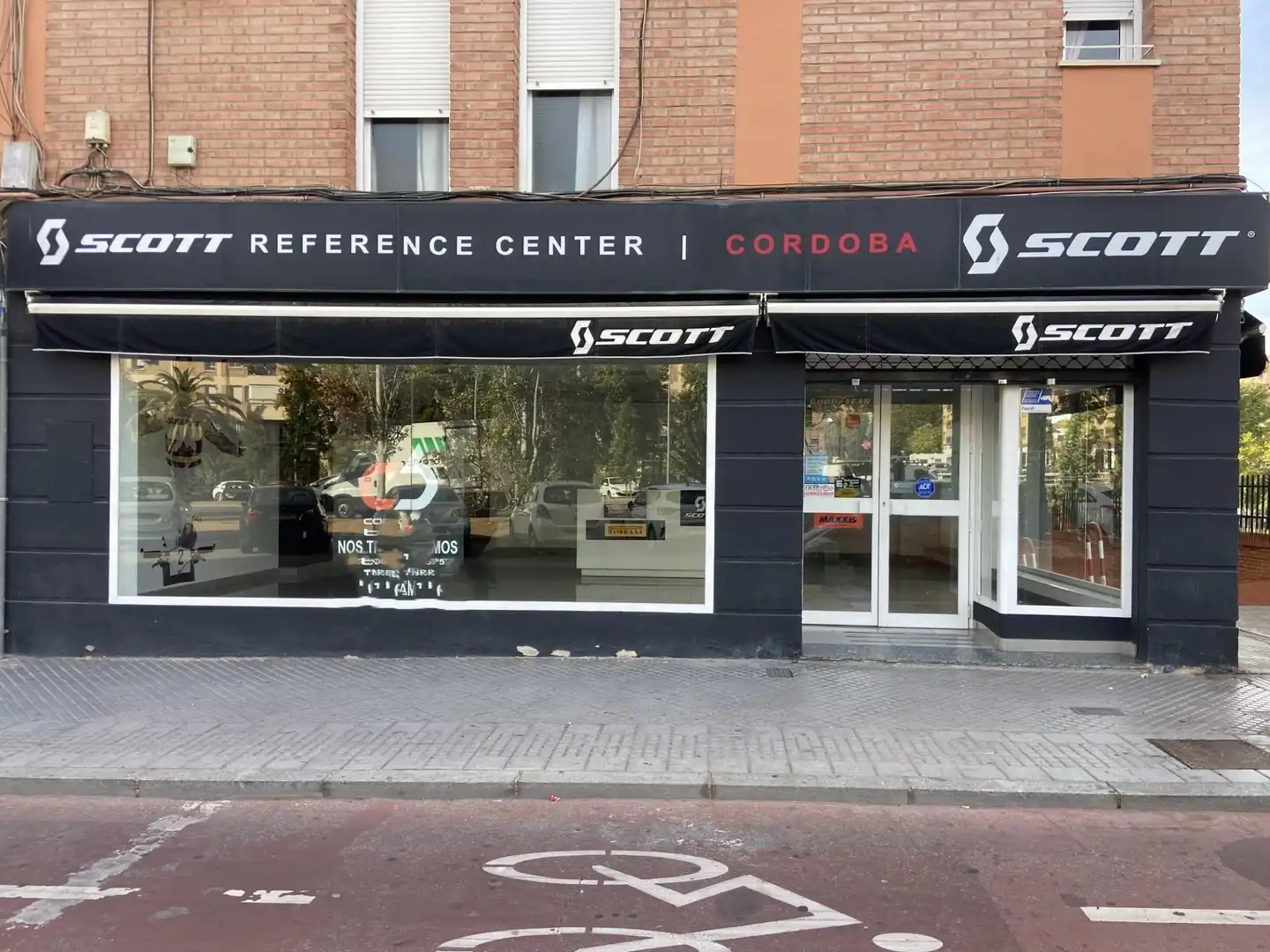 Local comercial en venta en Avenida de Carlos III, imagen 2
