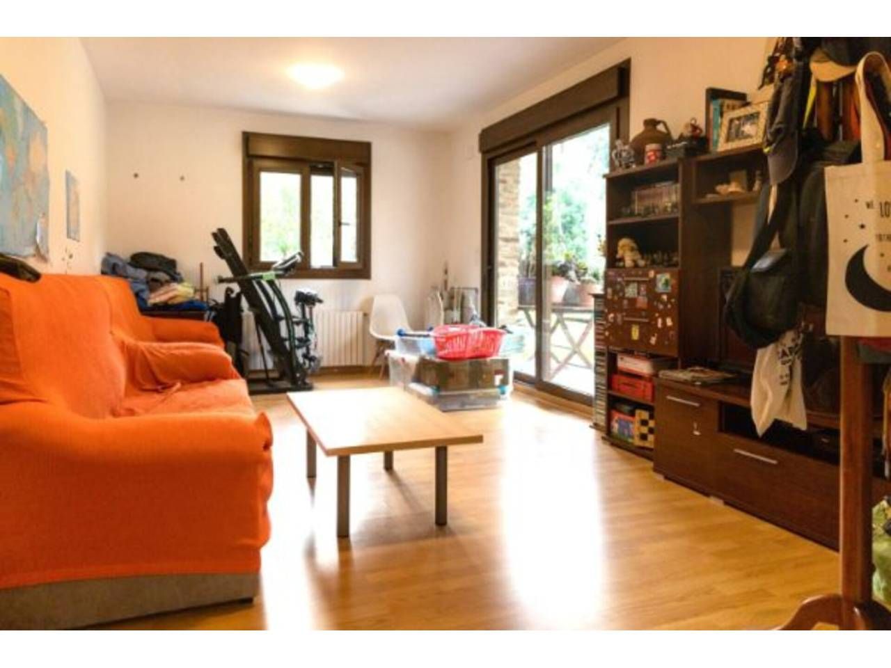 Sala d'estar de Casa o xalet en venda en Ourense Capital  amb Calefacció, Jardí privat i Terrassa