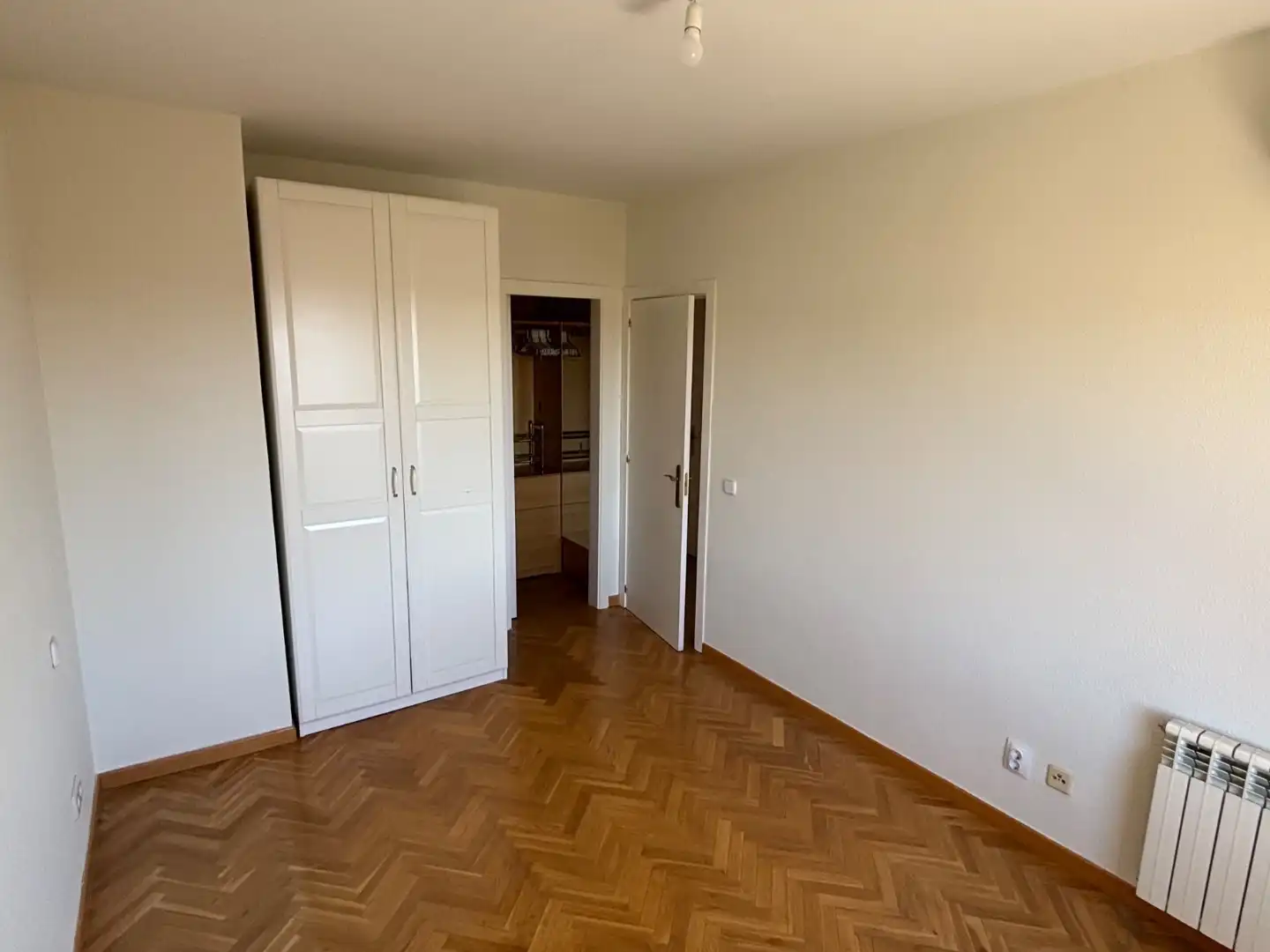 Dormitori de Pis en venda en Boadilla del Monte amb Aire condicionat, Calefacció i Parquet