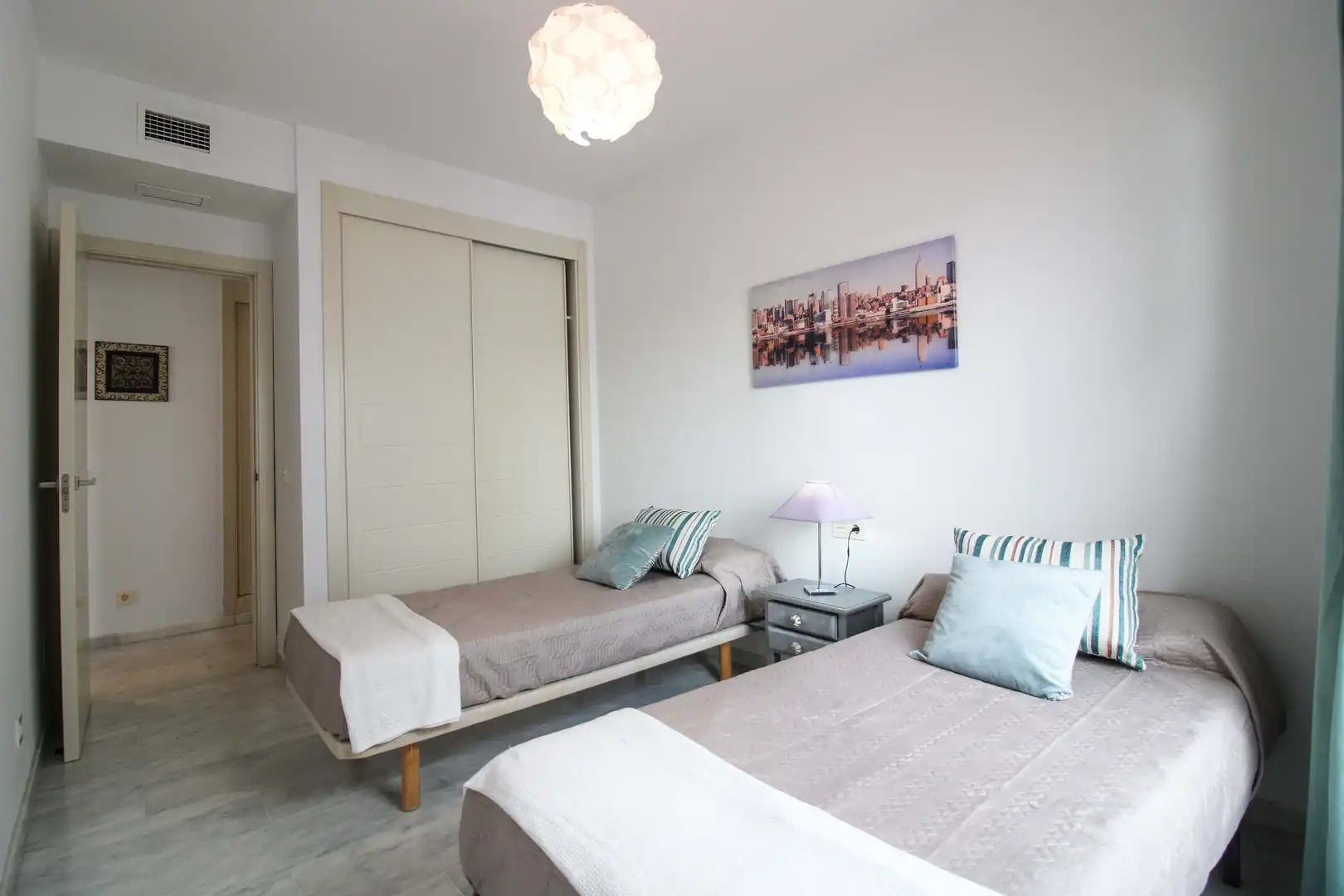 Bedroom of Flat for sale in Estepona  with Air Conditioner, Heating and Terrace