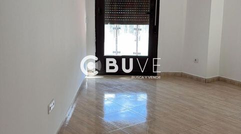 Se vende piso luminoso y totalmente exterior en zona tranquila y bien comunicada de Fuensalida, imatge 4