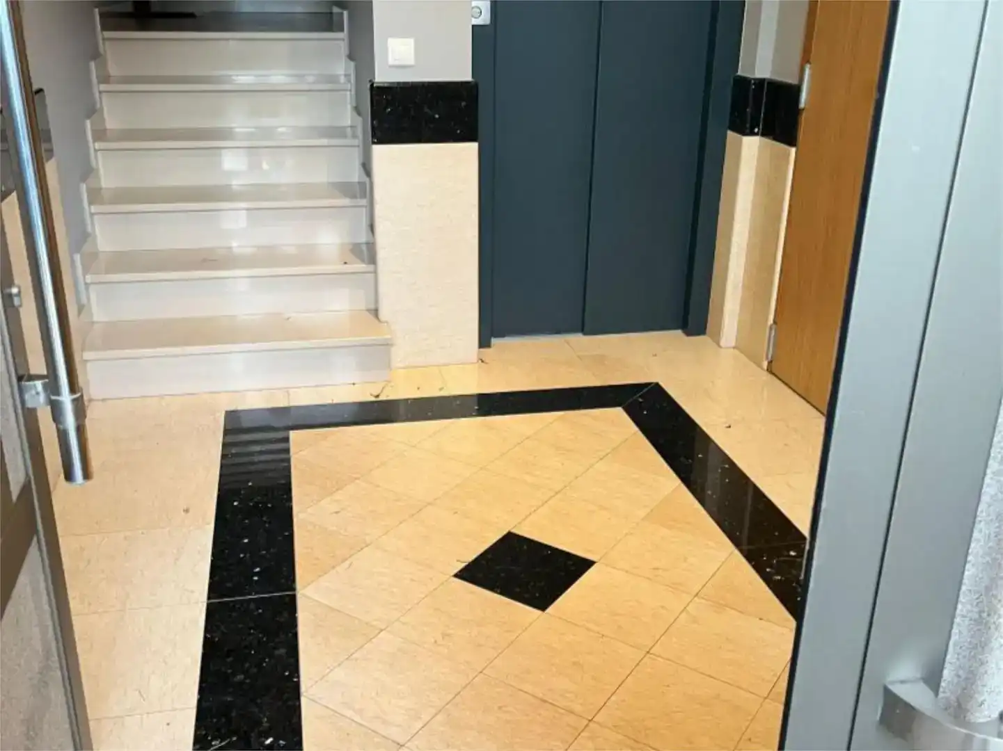 Pis en venda en Boiro amb Jardí privat, Parquet i Traster