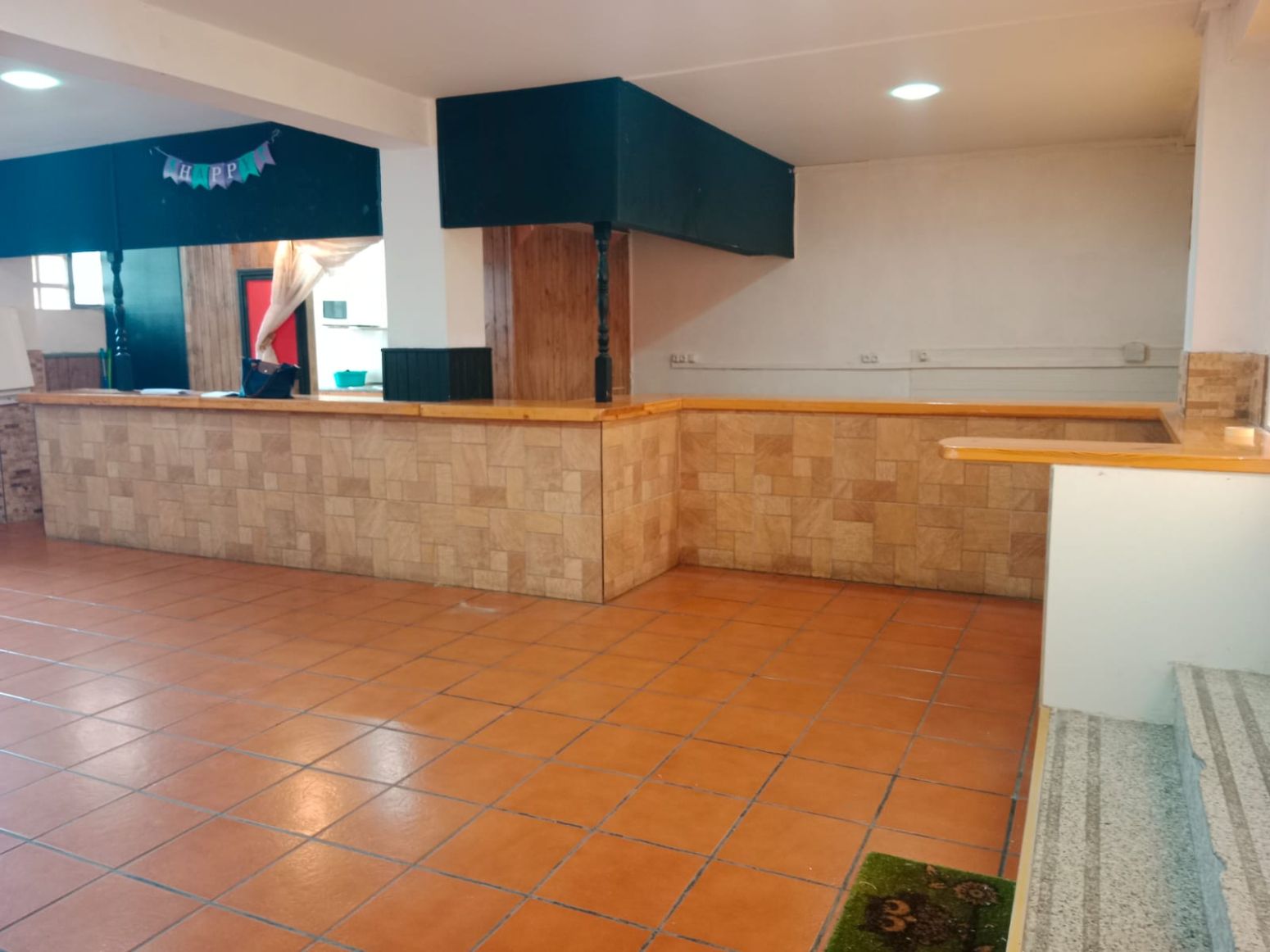 Local de alquiler en El Astillero   con Terraza