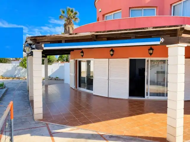 Villa con piscina in vendita a Cala en Blanes, imagen 7