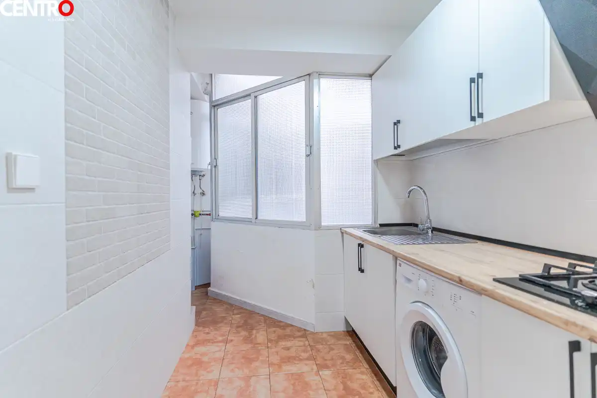Cocina de Piso en venta en Granada con Aire acondicionado y Terraza