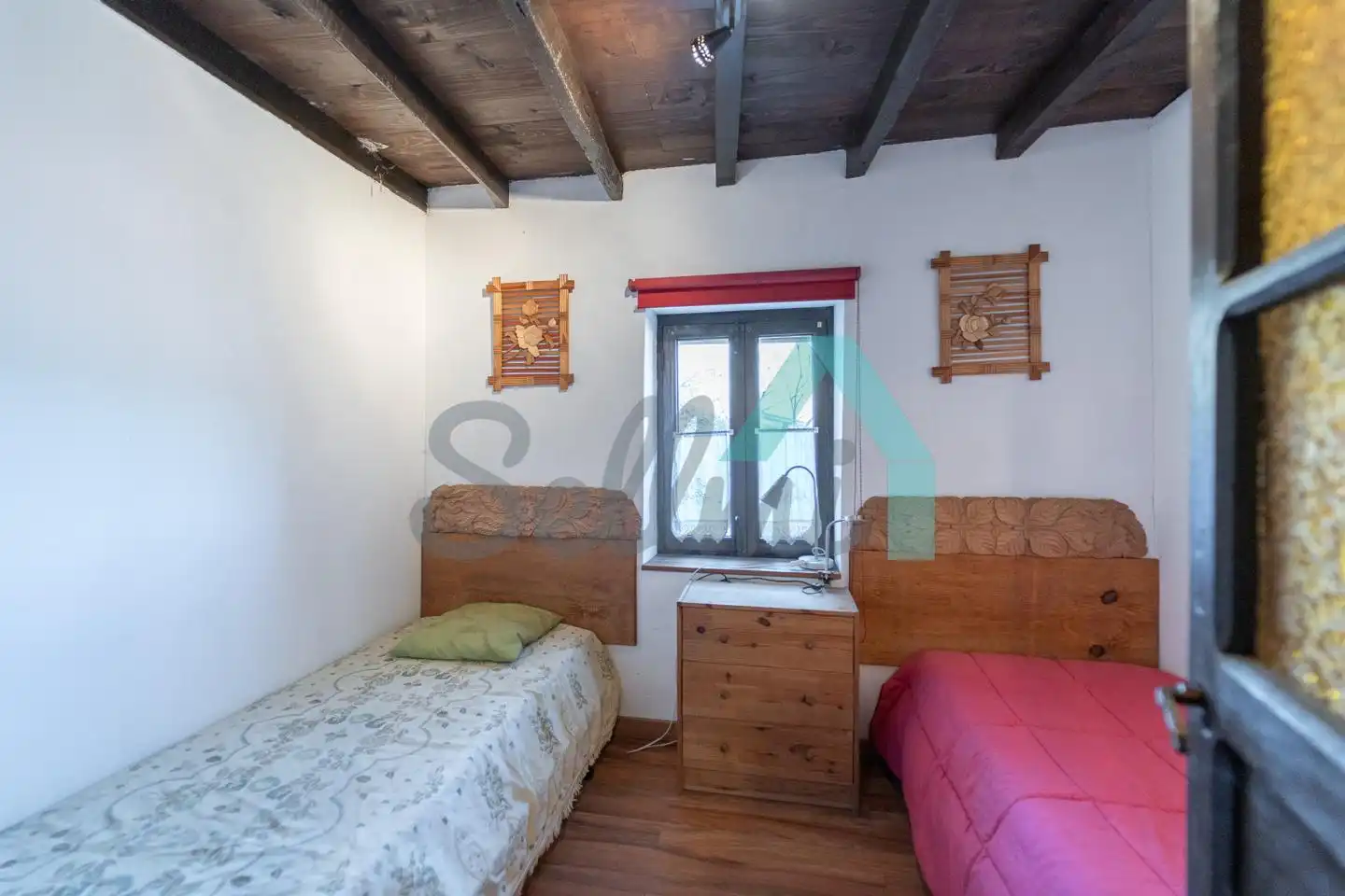 Dormitori de Casa adosada en venda en Aller amb Jardí privat, Terrassa i Traster