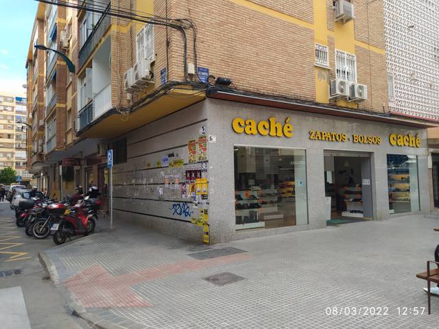 Local comercial en Venta en Calle Alfambra, 3 en La Unión - Cruz de Humilladero - Los Tilos