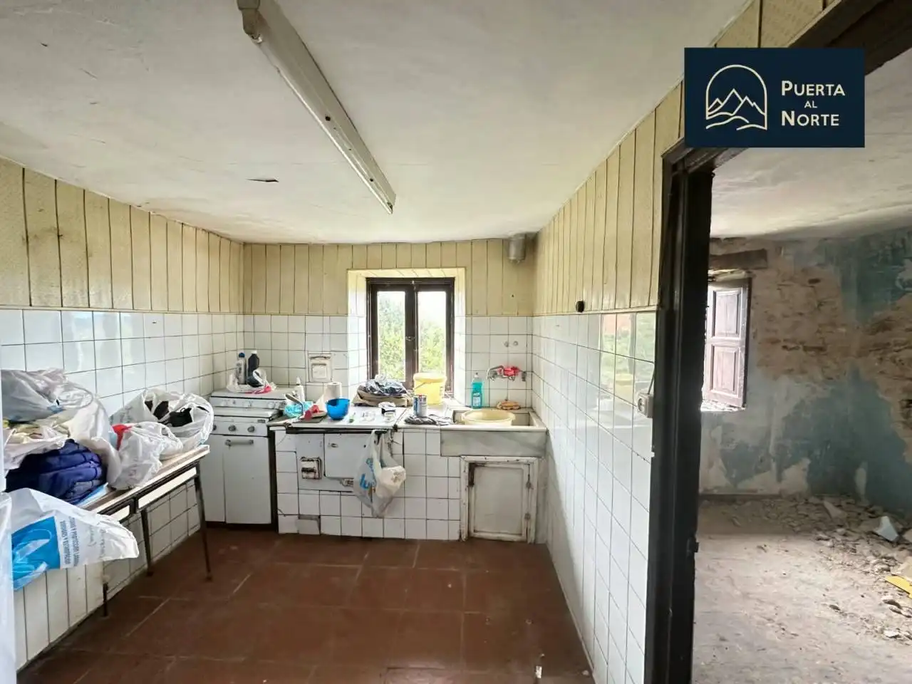 Cuina de Casa adosada en venda en Arnuero amb Jardí privat i Terrassa