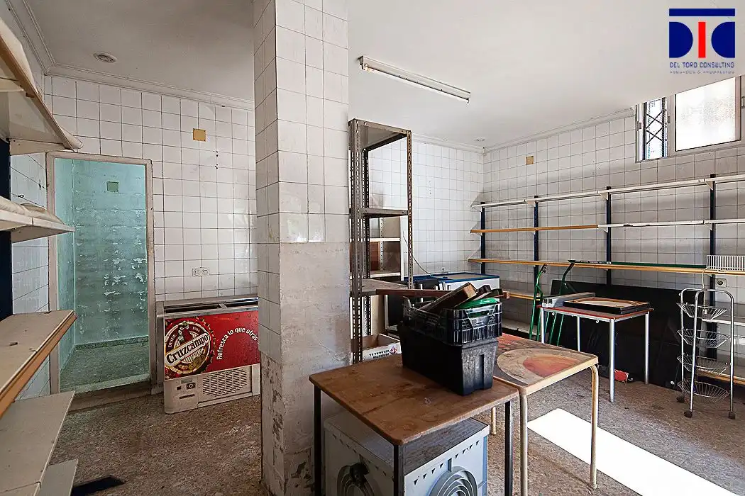Local comercial en venta en Avenida de Bellavista, imagen 3