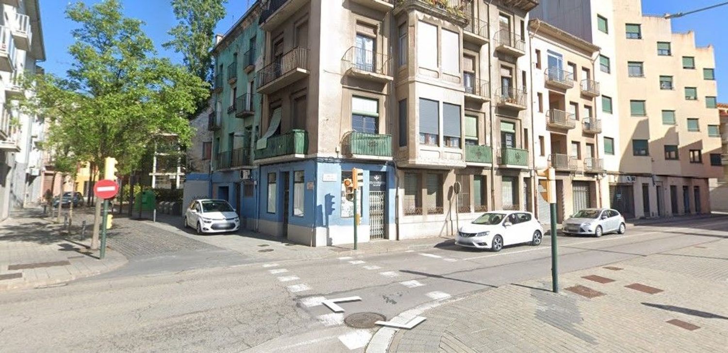 Vista exterior de Pis en venda en Olot