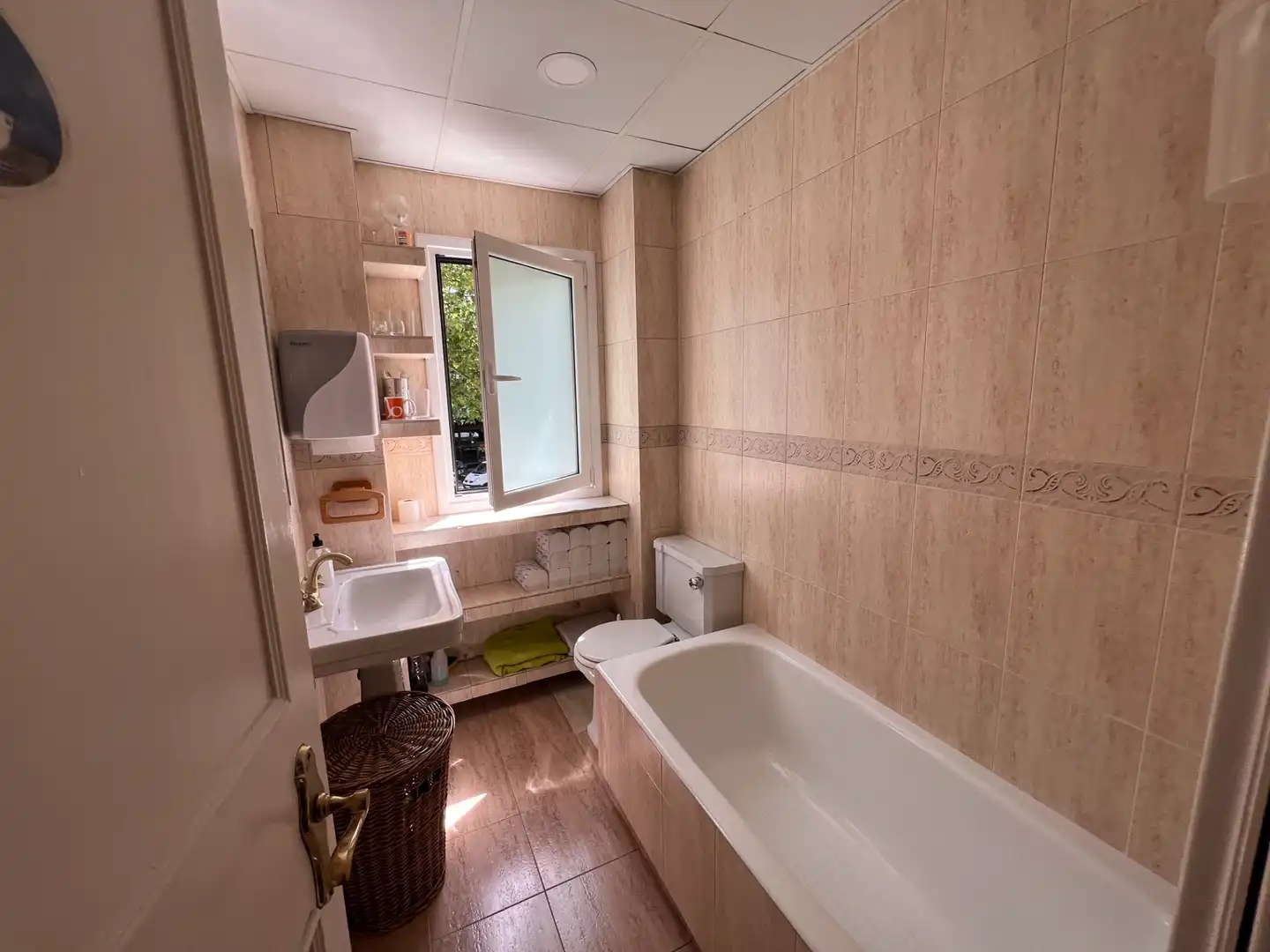 Baño de Piso en venta en Madrid con Aire acondicionado y Calefacción