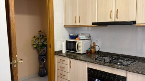 Foto 4 de Piso en venta en Avinguda del Cantábric, Badia del Vallès, Barcelona