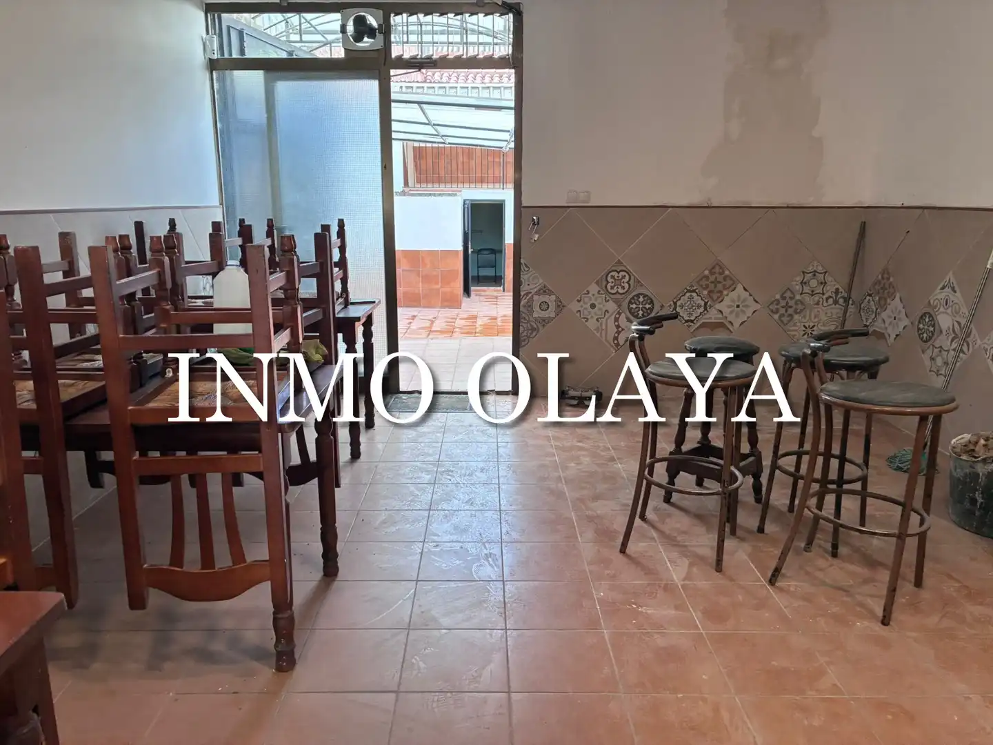 Locale commerciale in cessione a Centre - Sant Oleguer