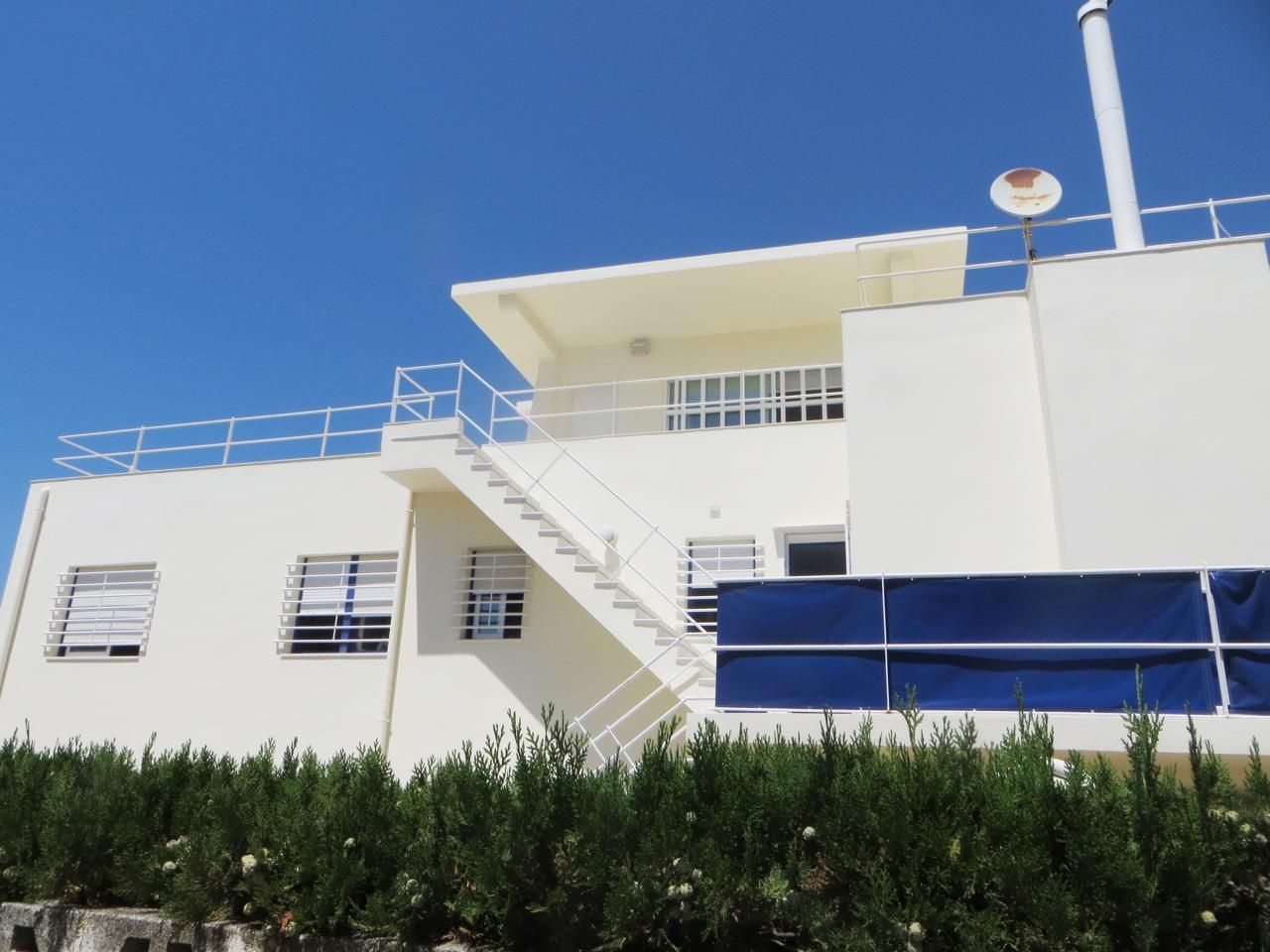 Vista exterior de Casa o xalet de lloguer en Punta Umbría amb Jardí privat, Moblat i Balcó