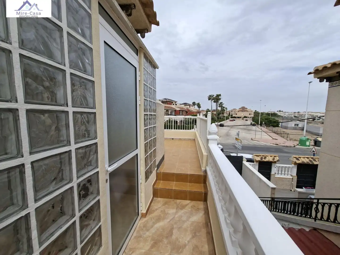 Terrassa de Casa o xalet en venda en Orihuela amb Jardí privat, Balcó i Piscina comunitària