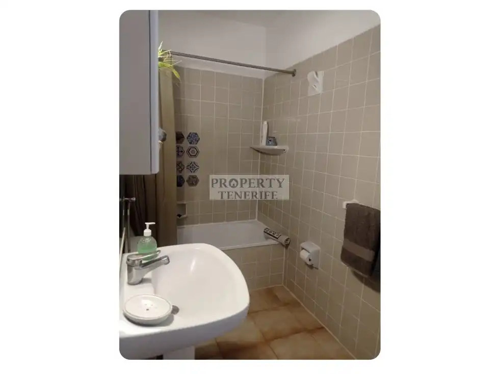 Bathroom of Apartments for sale in Arona  with Terrace, Swimming Pool and Furnished
